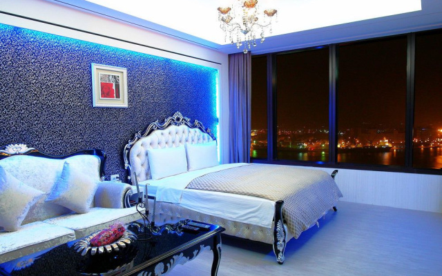 Neo Sky Hotel