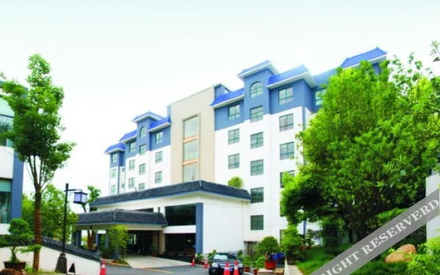 Xiangyang Rongting Guest House