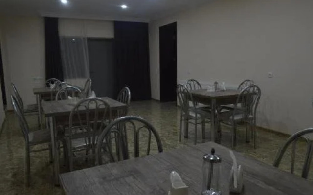 Guest House Qubi