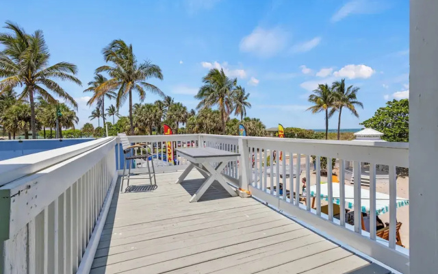 Oceanfront Inn Suite #6- King Bed