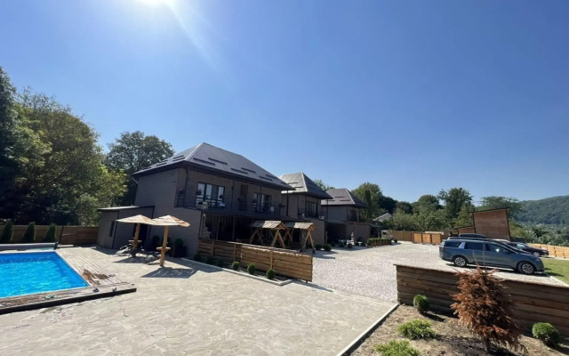 Дома на Речном переулке 2