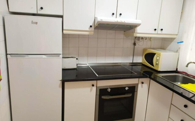 Apartment with 3 Bedrooms in Torrevieja, with Wonderful City View, Terrace And Wifi - 9 Km From the Beach