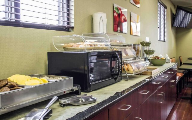 Quality Inn Hall of Fame