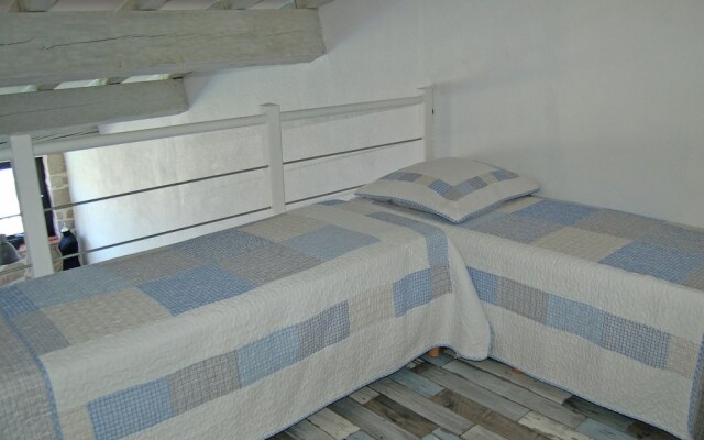 Classy Apartment in La Turbie With Fenced Garden