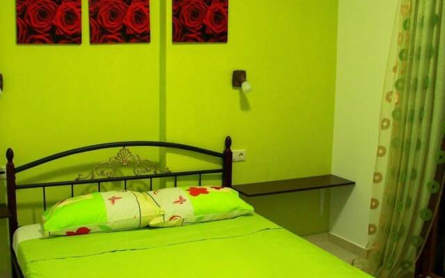 Pathos Villa by LeaderStay