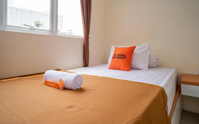 Koolkost near Universitas Pancasila