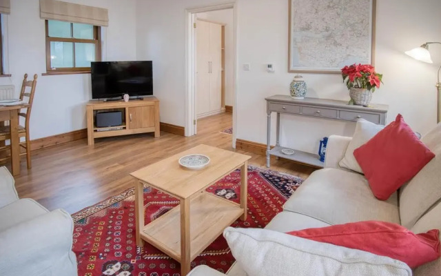 Marina House Annex - 1 Bedroom - Neyland