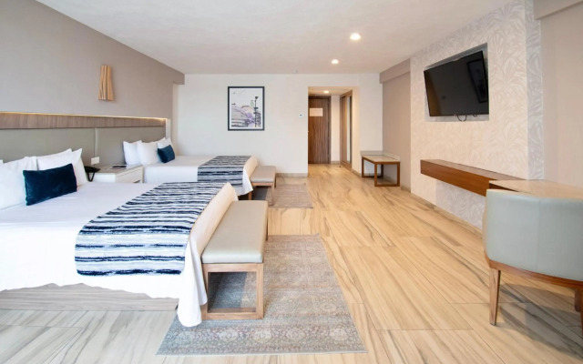 Hotel Velvet Plaza