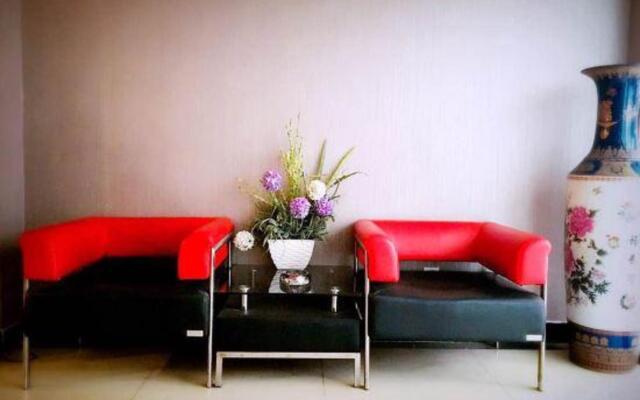 Yiju Hotel (Pingding Shandong An Road)