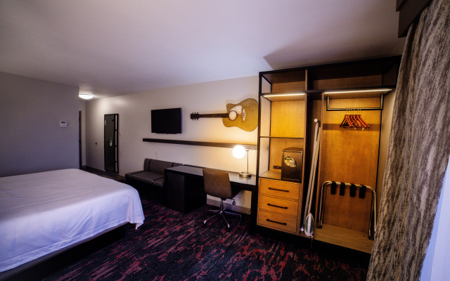 Best Western Downtown Plus Music Row