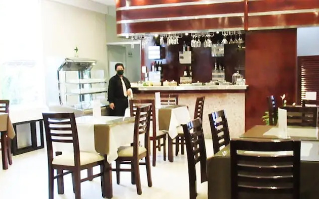 Aura Hotel