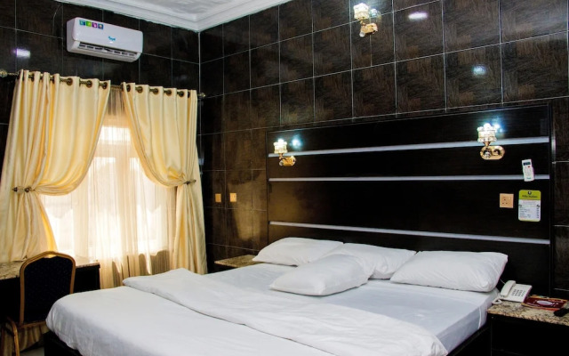 Villa Italian Hotels