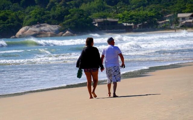 Paraiso Tropical Apartamentos e Camping