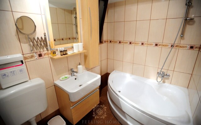 Feeling Home Apartments