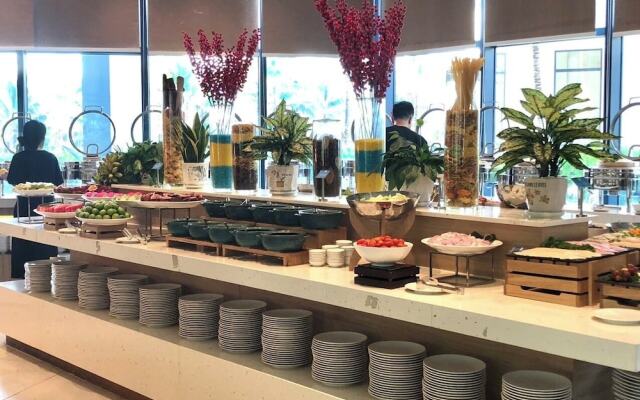 Cam Ranh Nha Trang Seaview Condotel