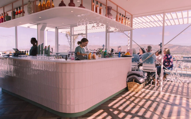 The Muse Christchurch, Art Hotel