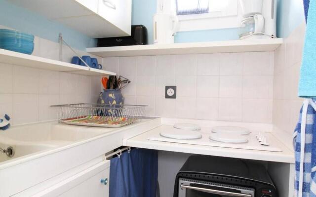 Appartement Balaruc-les-Bains, 1 pièce, 2 personnes - FR-1-553-58