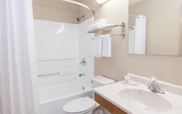 Super 8 Dunbar/Charleston Area