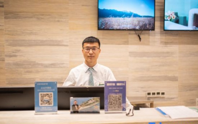 City Comfort Inn Hotel (Hunan Biological and Electromechanical College) – People – Changsha