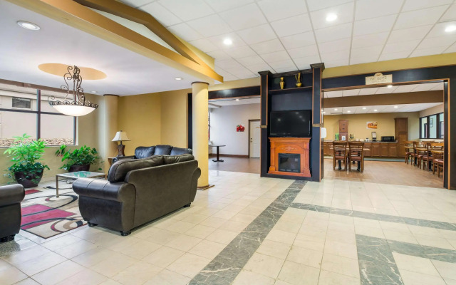 Suburban Studios Buffalo Airport
