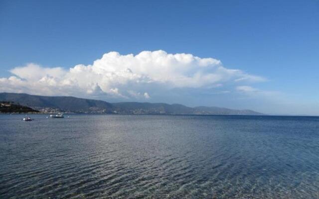 Villa Bormes-les-Mimosas, 4 pièces, 8 personnes - FR-1-610-66