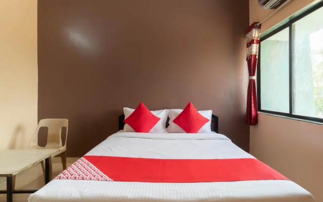 Shree Sidhi Lodging by OYO Rooms