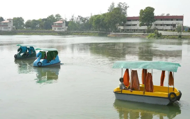 Karna Lake Tourist Resort