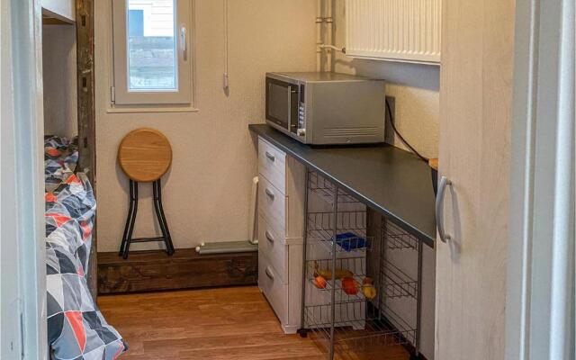 Nice Home in Lauwersoog With 2 Bedrooms and Wifi