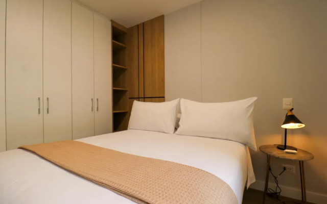 w Phenomenal 2BR With Balcony in San Isidro