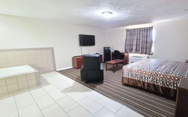 Super 8 by Wyndham Missouri Valley