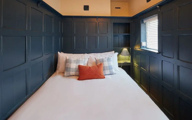 Host Stay Apartment 1 St Stephens Court