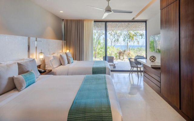 The Club at Solaz, Luxury Villas