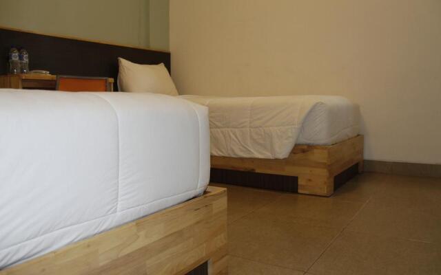 Duo Legian Hotel