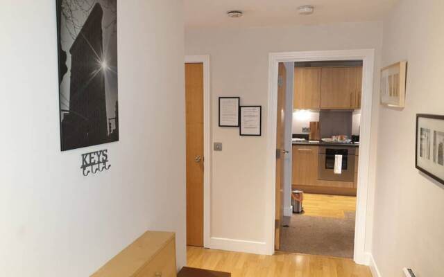 Birmingham Garnet, 3 Bedroom Apartment