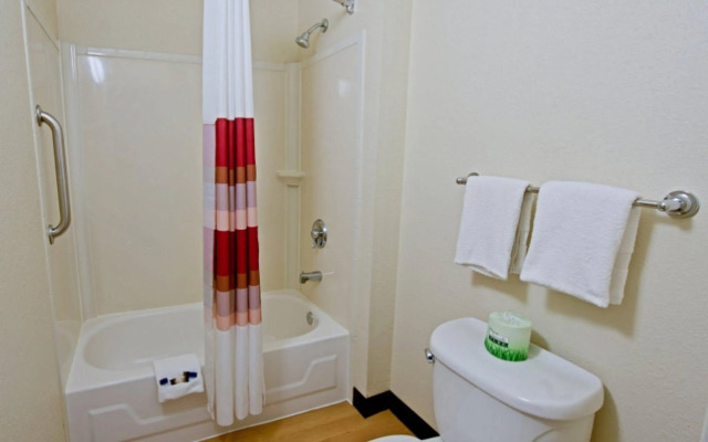 Red Roof Inn Binghamton - Johnson City