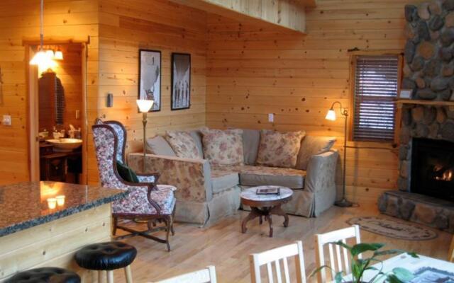 Timberline Pines - Grizzly Tower