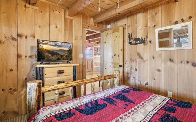 Somewhere In Time 2 Bedroom Cabin