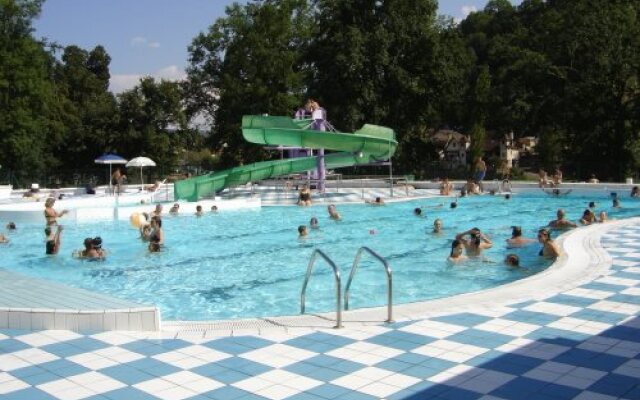 Village vacances La Riviera Limousine by Popinns