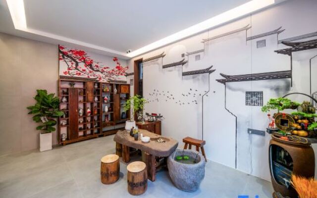 Youth Inn (Wanda Plaza Store)