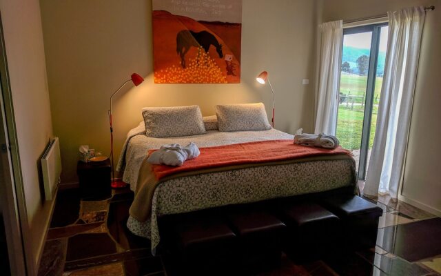 Spring Spur Stay