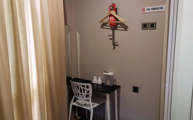 OYO Rooms Kota Damansara GIANT