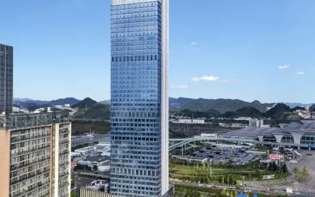 Miaohuang Royal · Cloud Realm & Wild Trace High-Altitude Scenic View Hotel