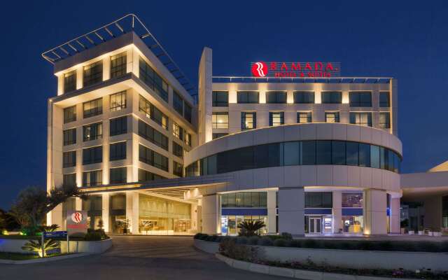 Ramada Hotel & Suites by Wyndham Izmir Kemalpasa