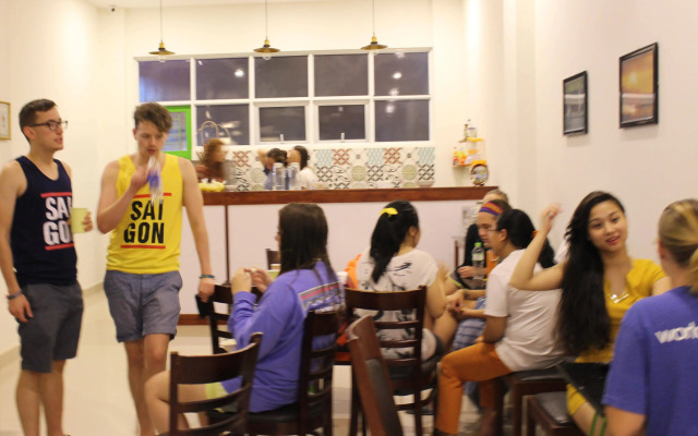 Glocal Beachside Hostel