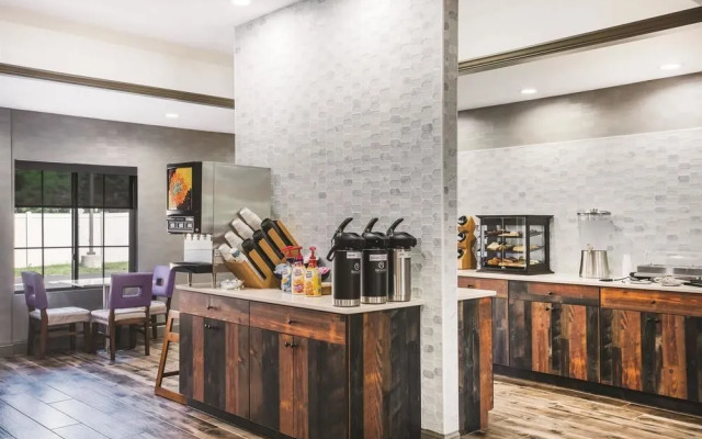 La Quinta Inn & Suites Chambersburg