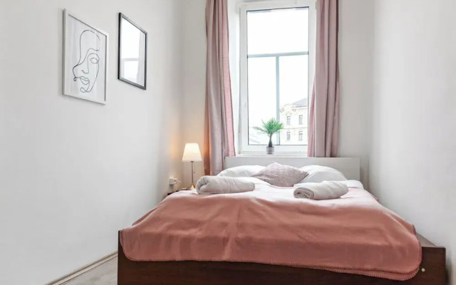 Cozy Room Shared Apt Millennium Tower