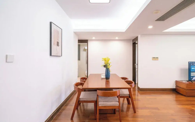 Tyms Premium 3BR 2BA Apt Walk to Metro