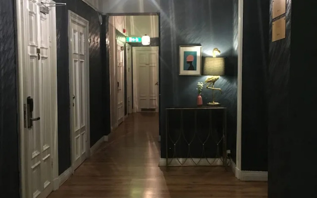 Morris Hotel