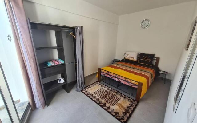 T-3 Hypercentre Saint Denis Rue Piétonne