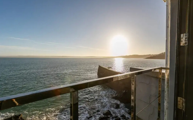 Black Moon - Adults Only